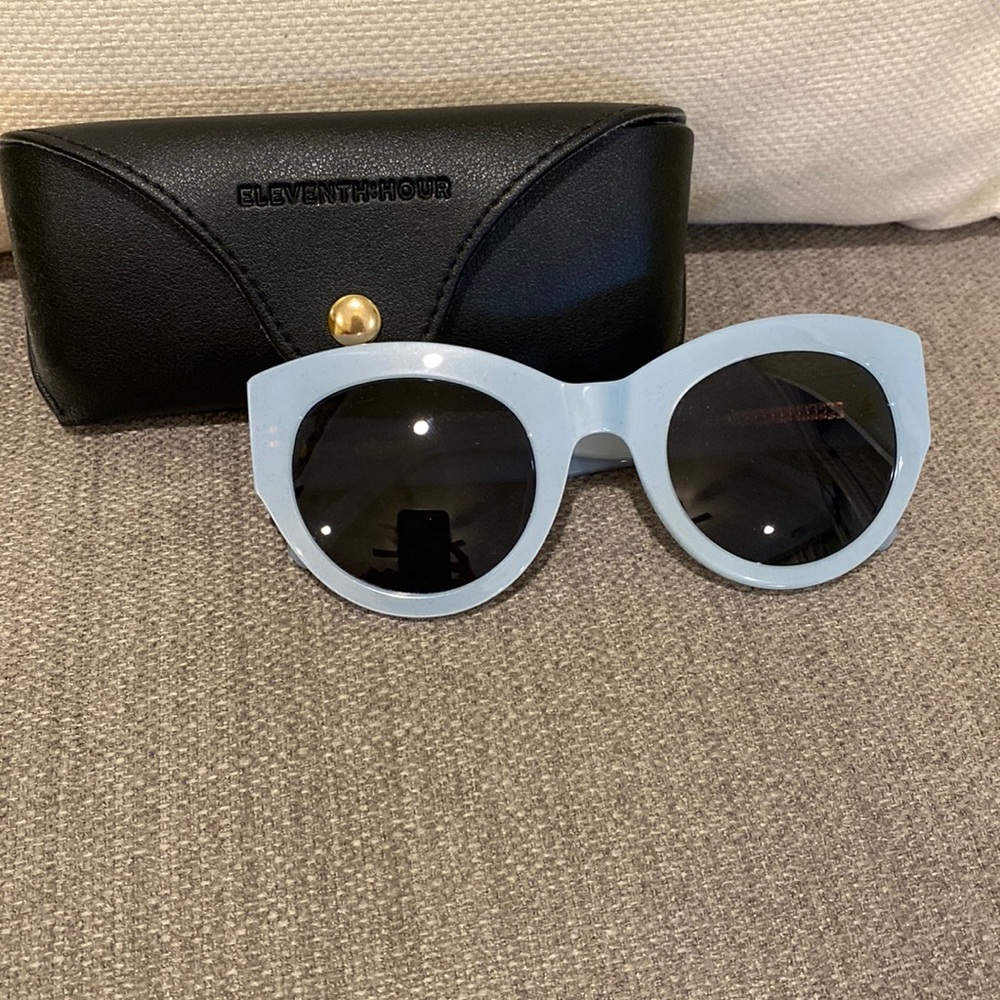 11th hour, blue large cat style sunglasses